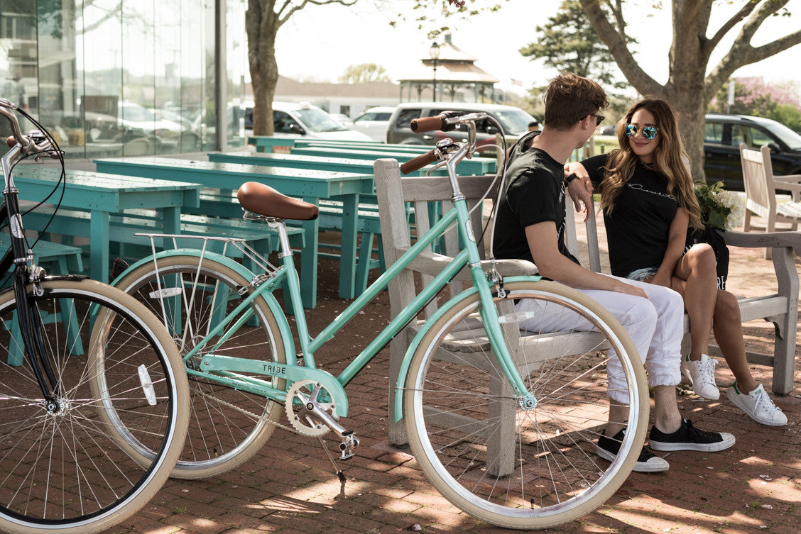 turquoise cruiser bike