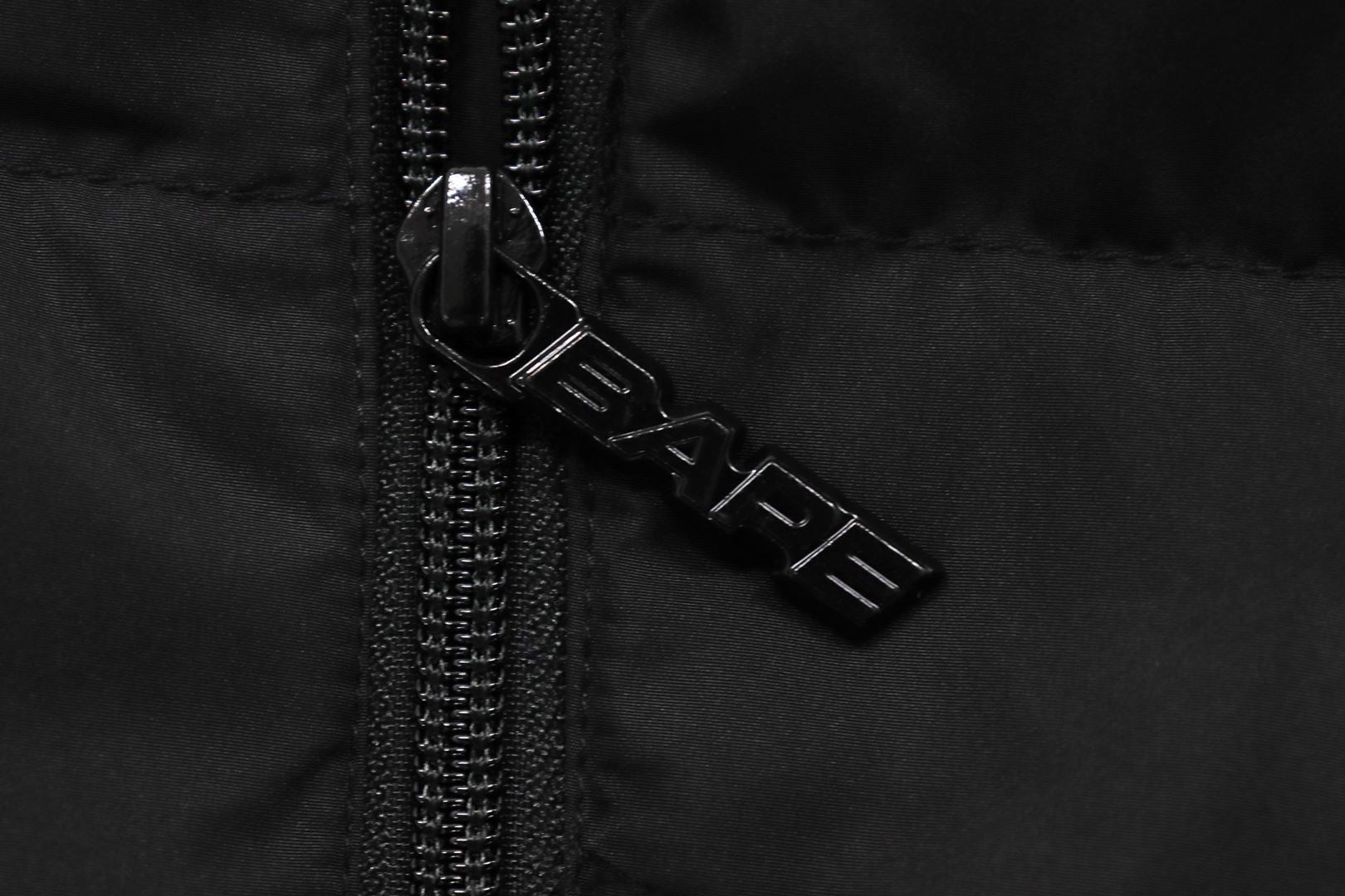 APE HEAD ONE POINT DOWN JACKET