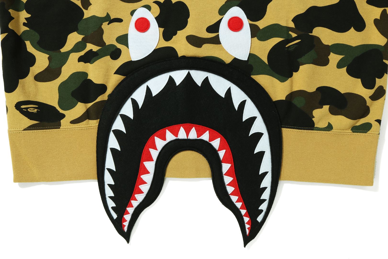 1ST CAMO SHARK RELAXED FIT PULLOVER HOODIE – uk.bape.com