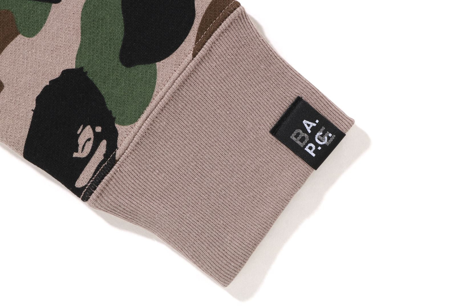 BAPE® X A.P.C. CAMO WIDE PULLOVER HOODIE – uk.bape.com