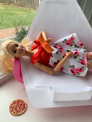 Barbie demoing an early Vommat prototype