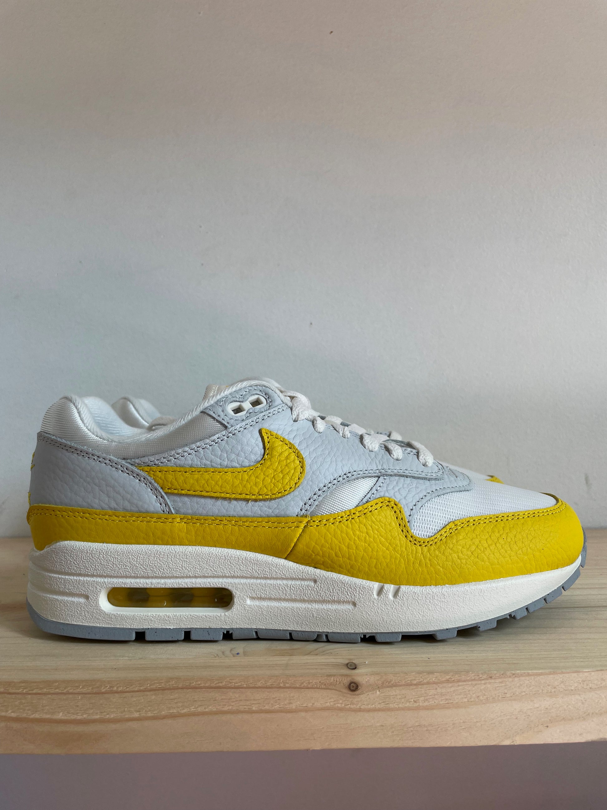 Nike Air Max 1 Yellow (W) – snkr