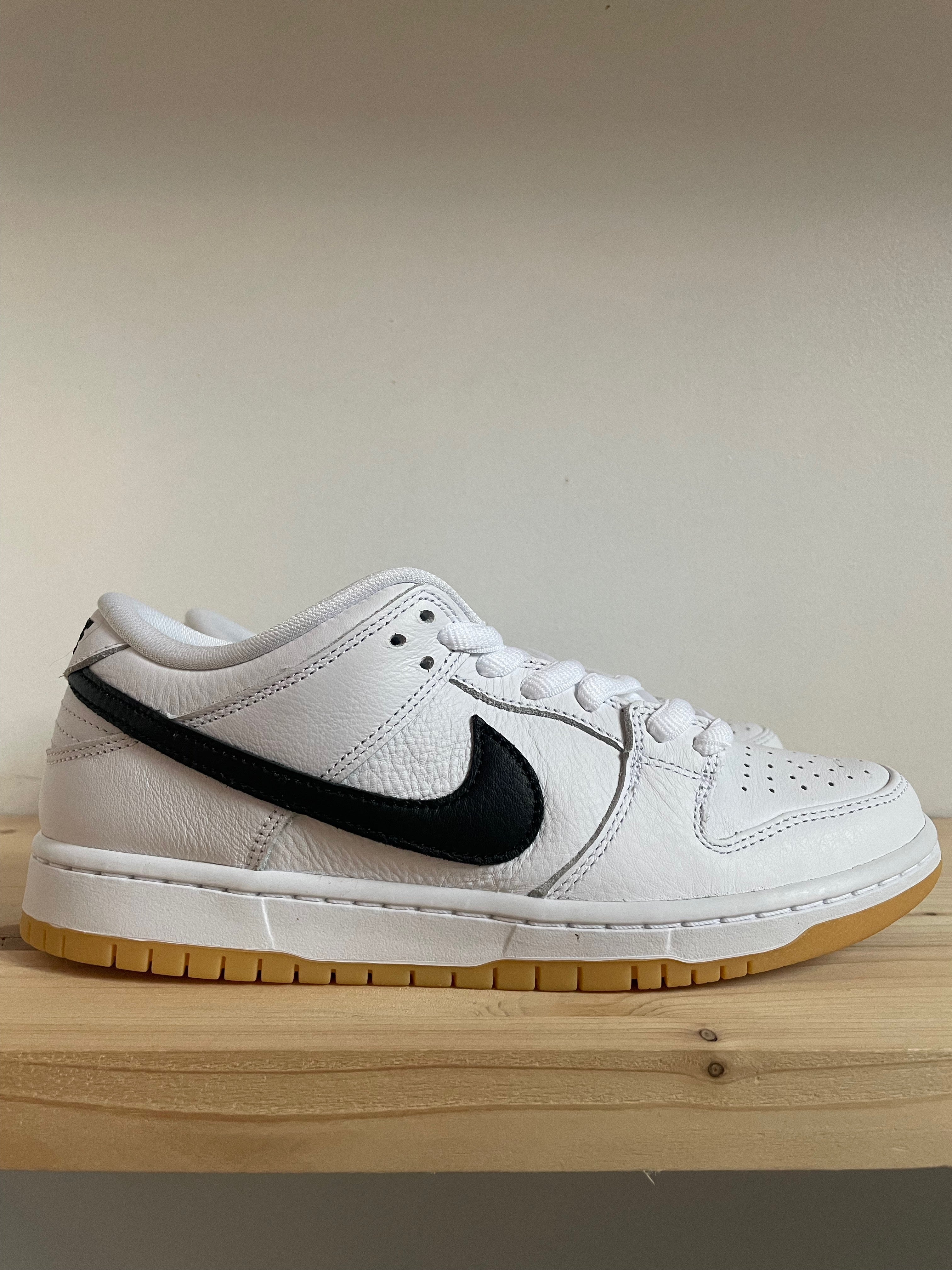 dunk low white gum