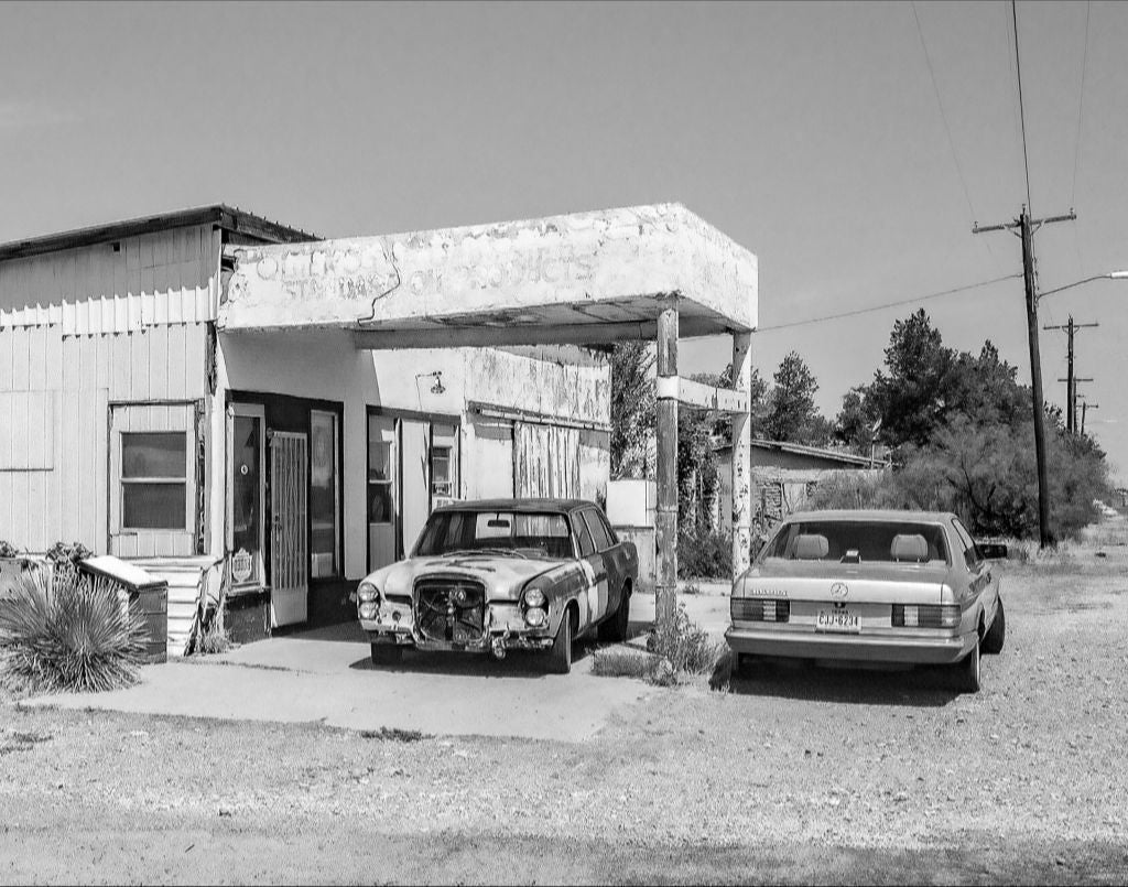 Quick Stop Has Standard Oil Products, Again