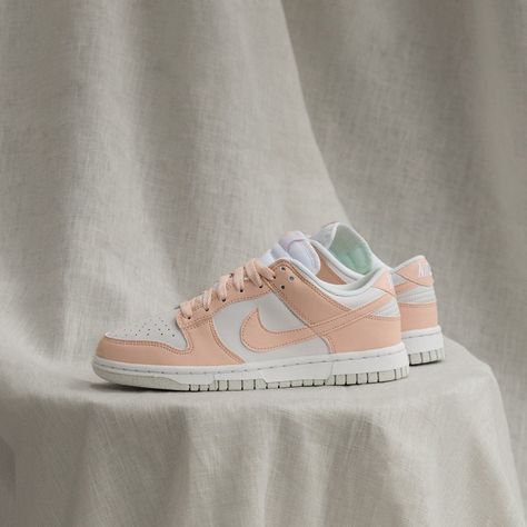 pale coral dunk