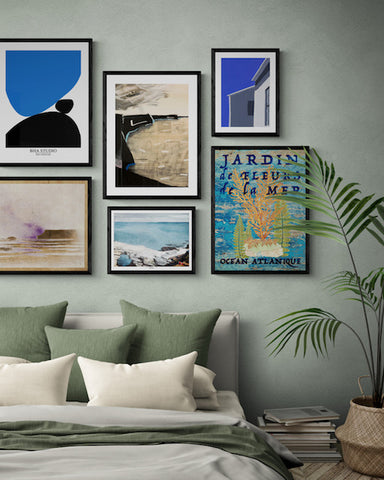 pick a common theme for your gallery wall 