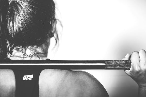 Beim Kraftsport braucht der Körper mehr Proteine, um Muskeln aufbauen zu können. 