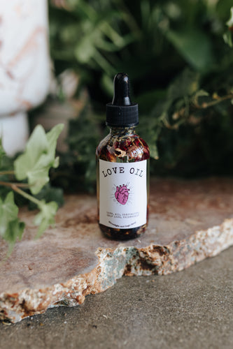 Love Ritual Oil (Love And Attraction Oil / Love Spell Oil