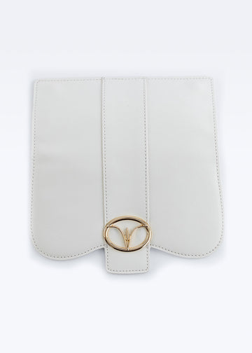 Las CAMIL de CRVSH son las solapas intercambiables para dar un toque diferente a tu bolso SALEM. Color off-white.