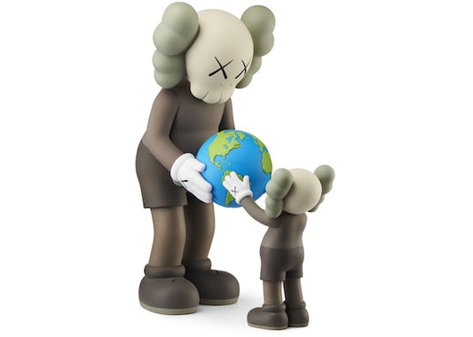 KAWS Family Vinyl Figures Brown/Blue/White – djskicksllc