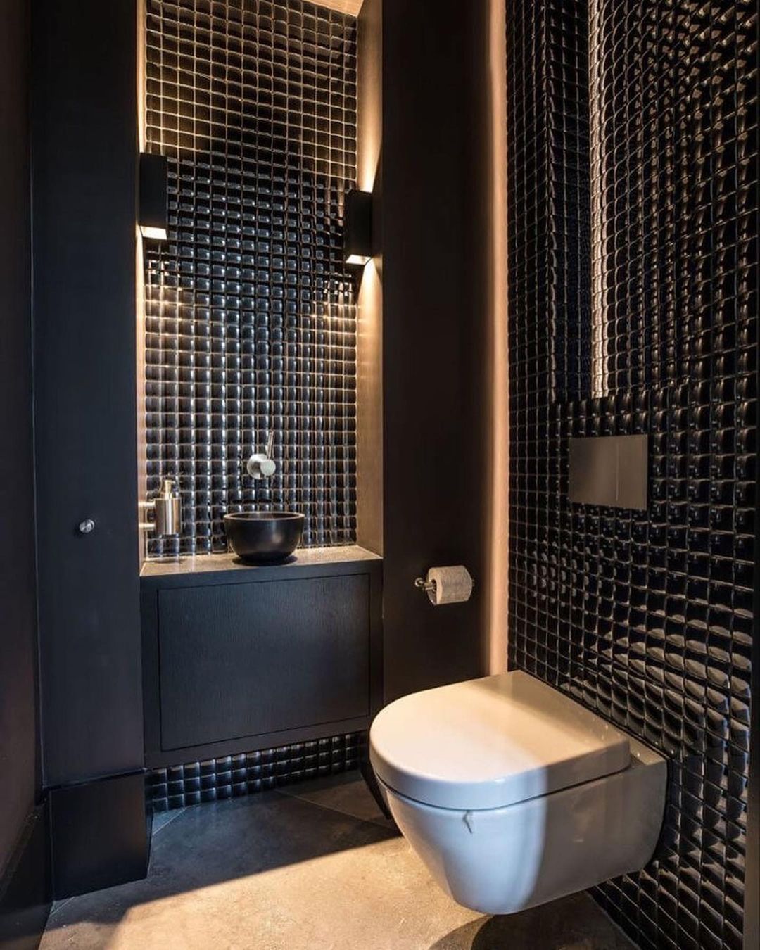 15 Unique Black Tile Bathroom Ideas Every Dark Aesthetic Lover