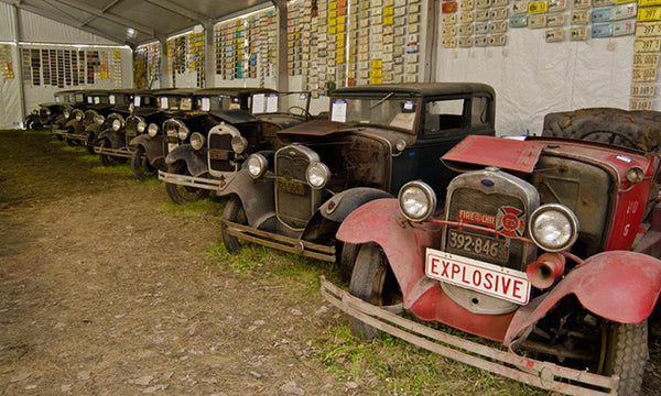 Lee Roy Hartung License Plates Collection