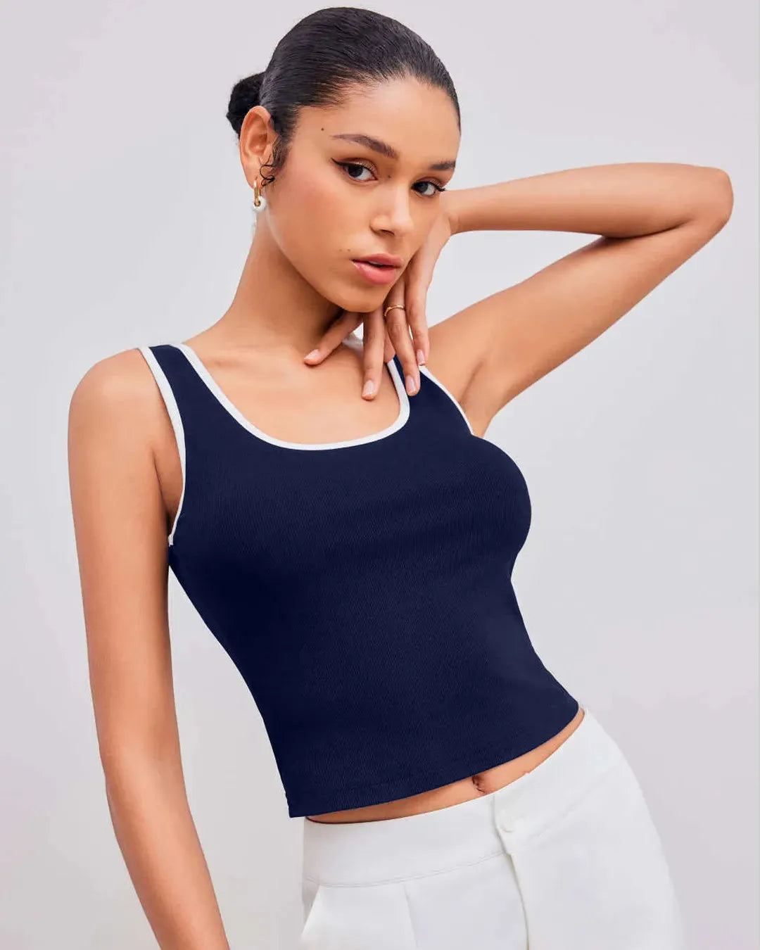 Solid Color Round Neck Ribbed Tank Top In Navy Blue