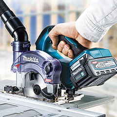 Reverse-hand specification & center balance design for comfortable cutting Introducing the 40Vmax rechargeable dustproof circular saw with "reverse-hand specification" The "reverse-hand specification" places the cutting edge on the operator's side, making it easy to see the cutting edge when cutting, making work more comfortable.