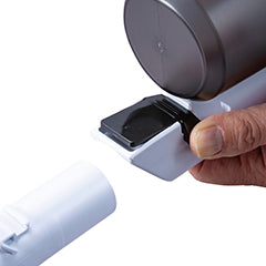 Pipe lock button Pipes can be securely fixed and removed by simply pressing the button.