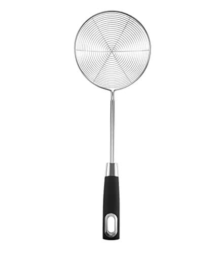 Strainer spoon, British