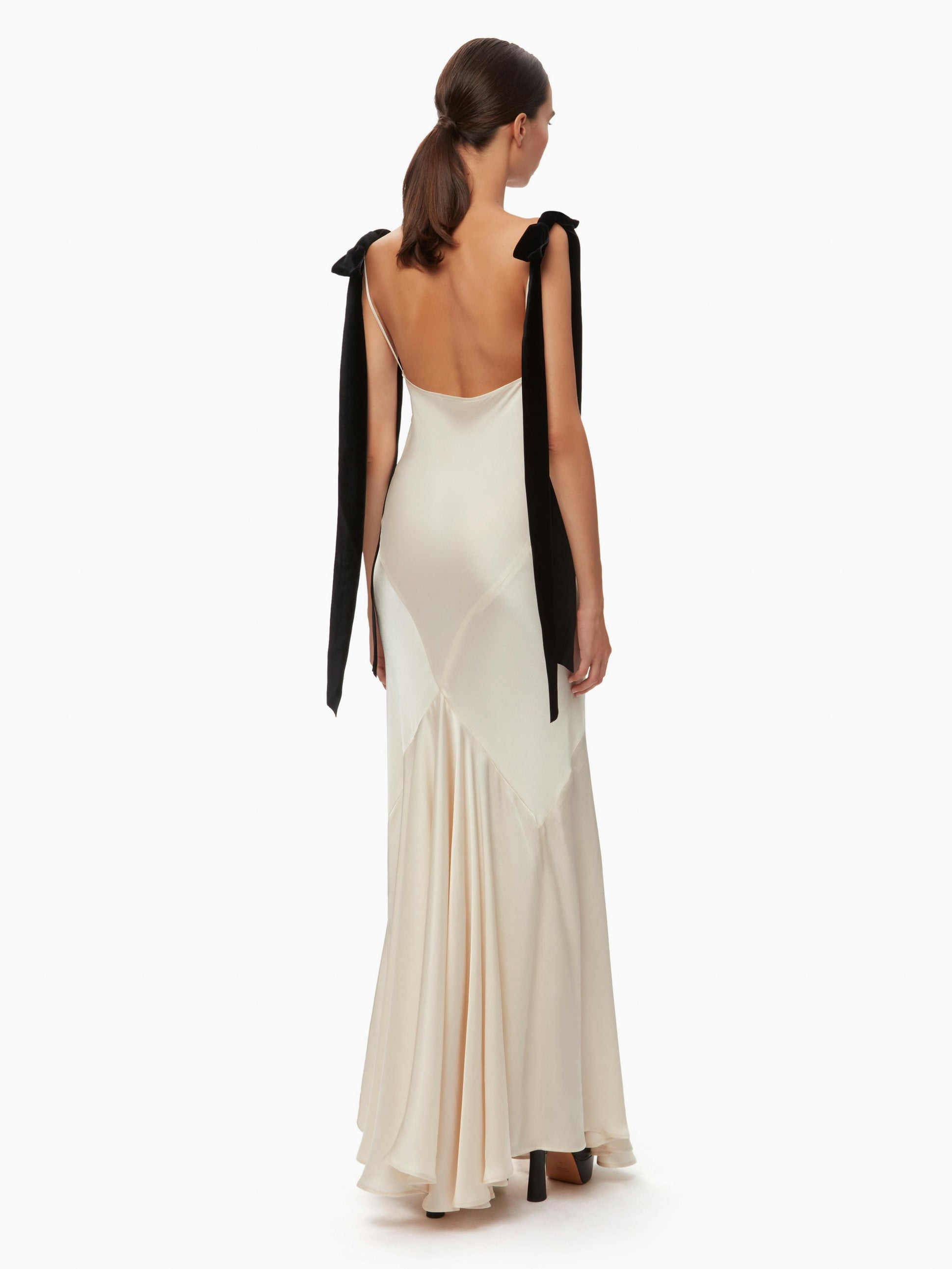 Long satin dress in champagne - Nina Ricci