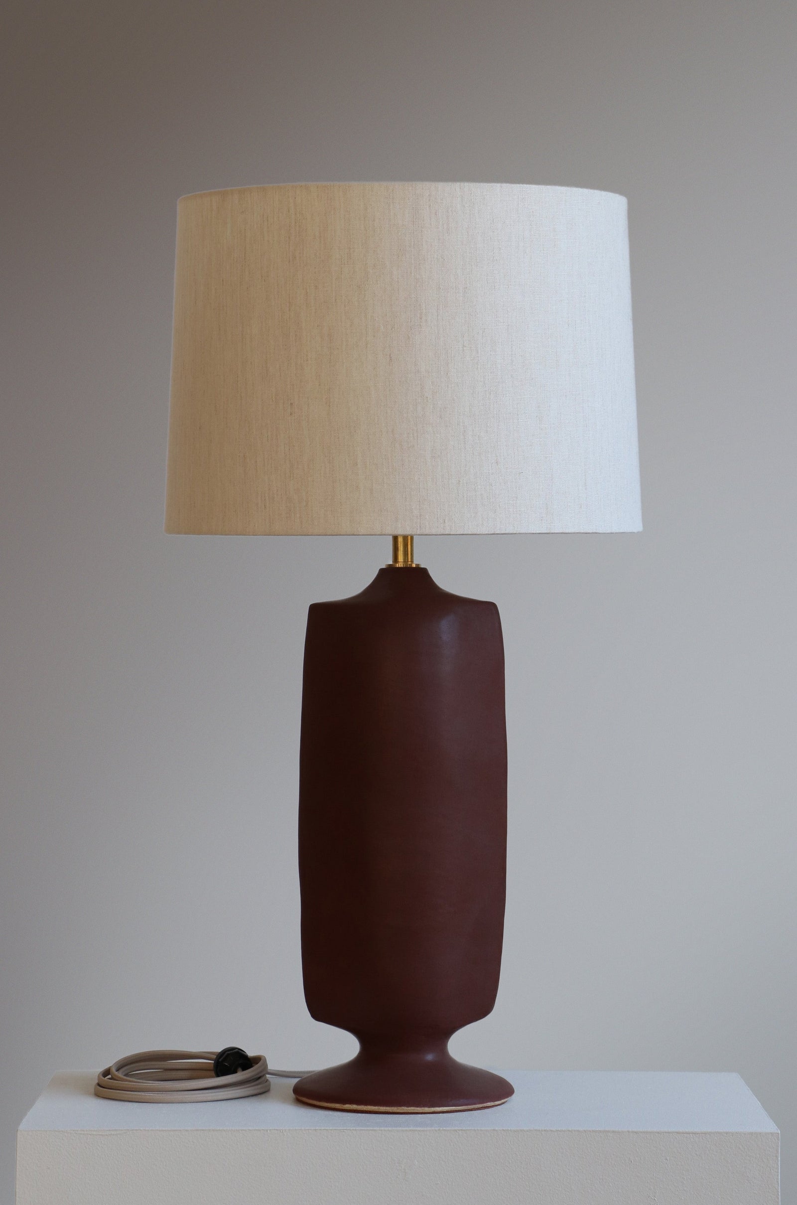 Castur in Chestnut with Oatmeal Linen Shade