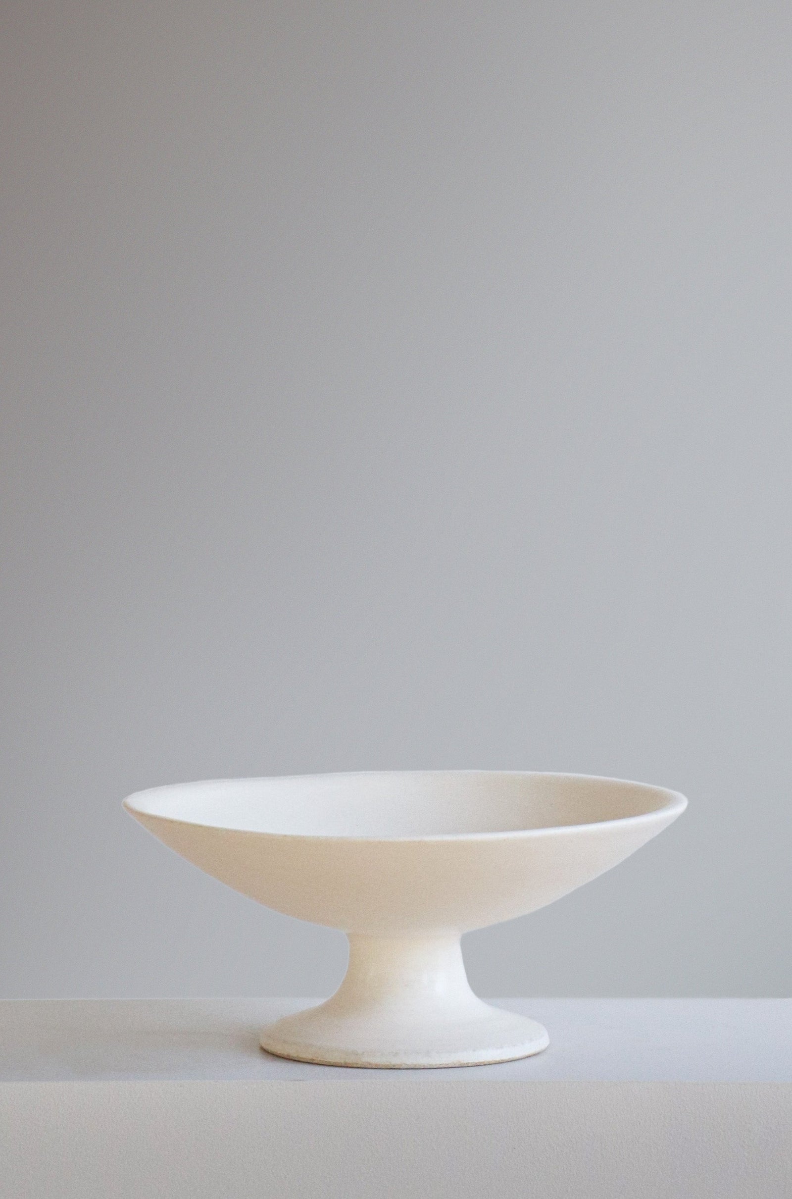 Ella Footed Bowl 14" in Stone