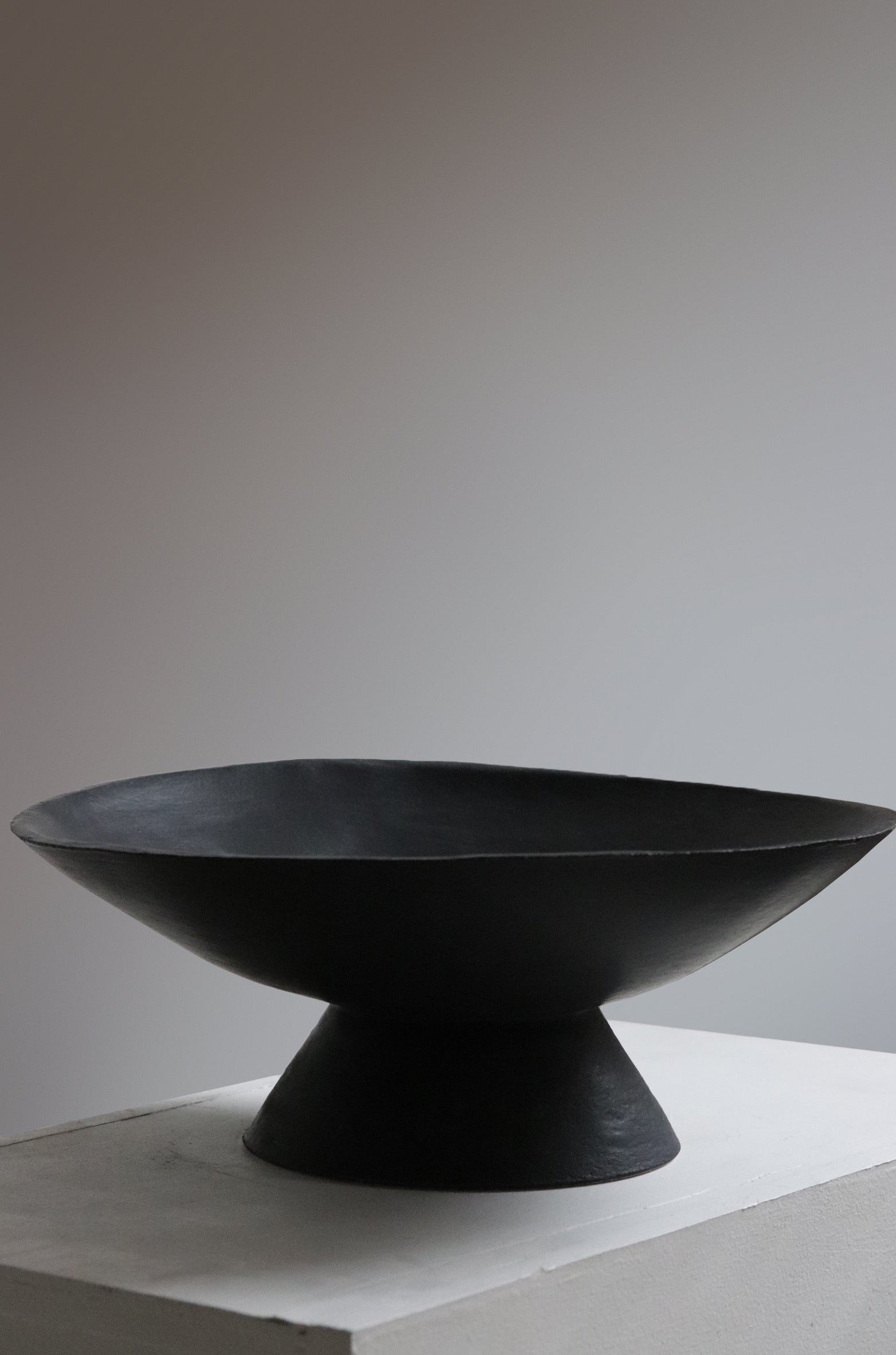 Low Footed Bowl 14" in Anthracite