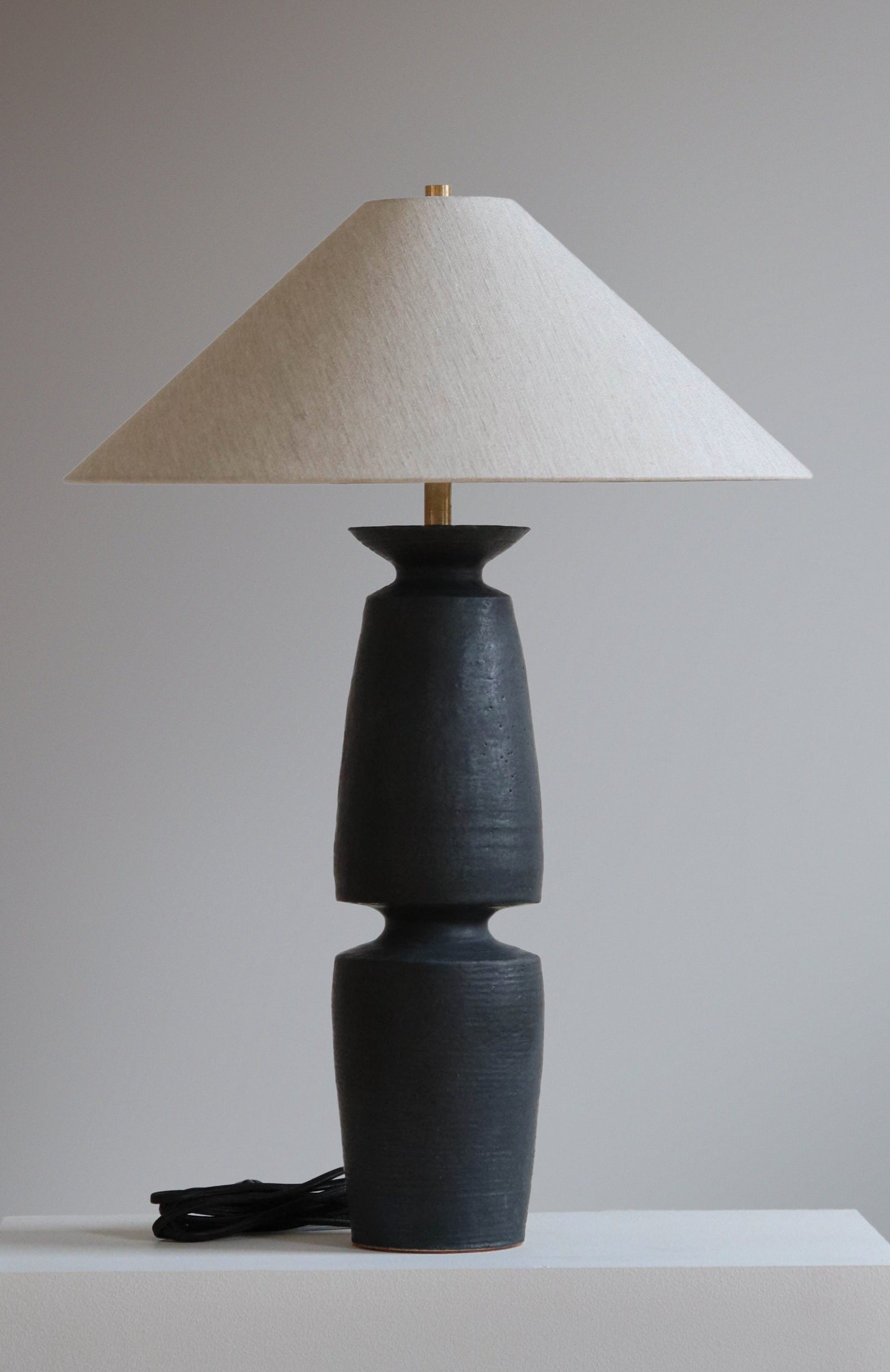 Serena Lamp in Anthracite with Oatmeal Linen Shade
