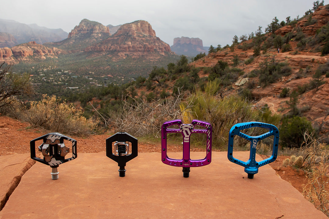 clipless-and-flat-mountain-bike-pedals-sedona-in-background