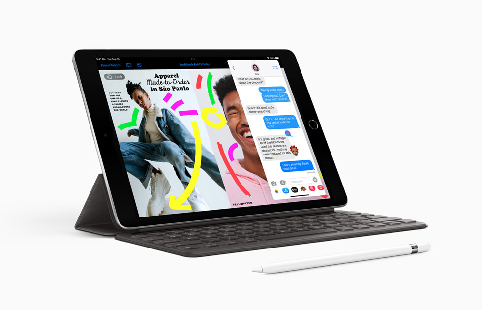 Un iPad acompañado por un Smart Keyboard Folio y un Apple Pencil