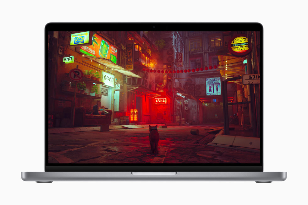 Un nuevo Mac será tu mejor aliado en tecnología. MacBook Pro con el videojuego “Stray”. Vista frontal.