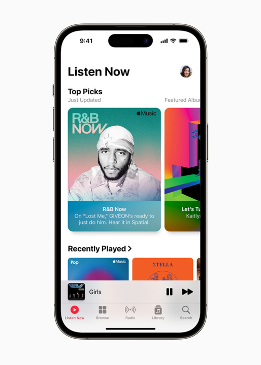 iPhone muestra Playlist de un usuario en Apple Music