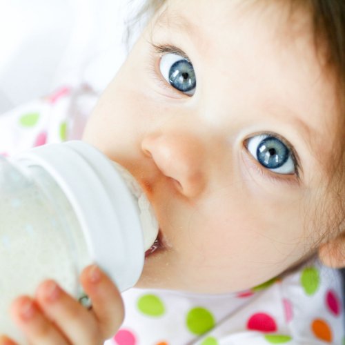 When Do Babies Hold Their Own Bottle?