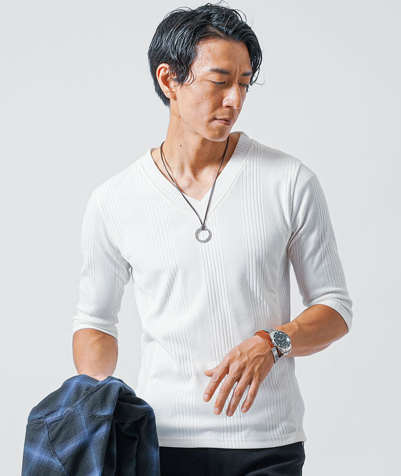 30代メンズ3点コーデセット　長袖ブルーチェックシャツ×白7分袖Tシャツ×黒スリムチノパンツ