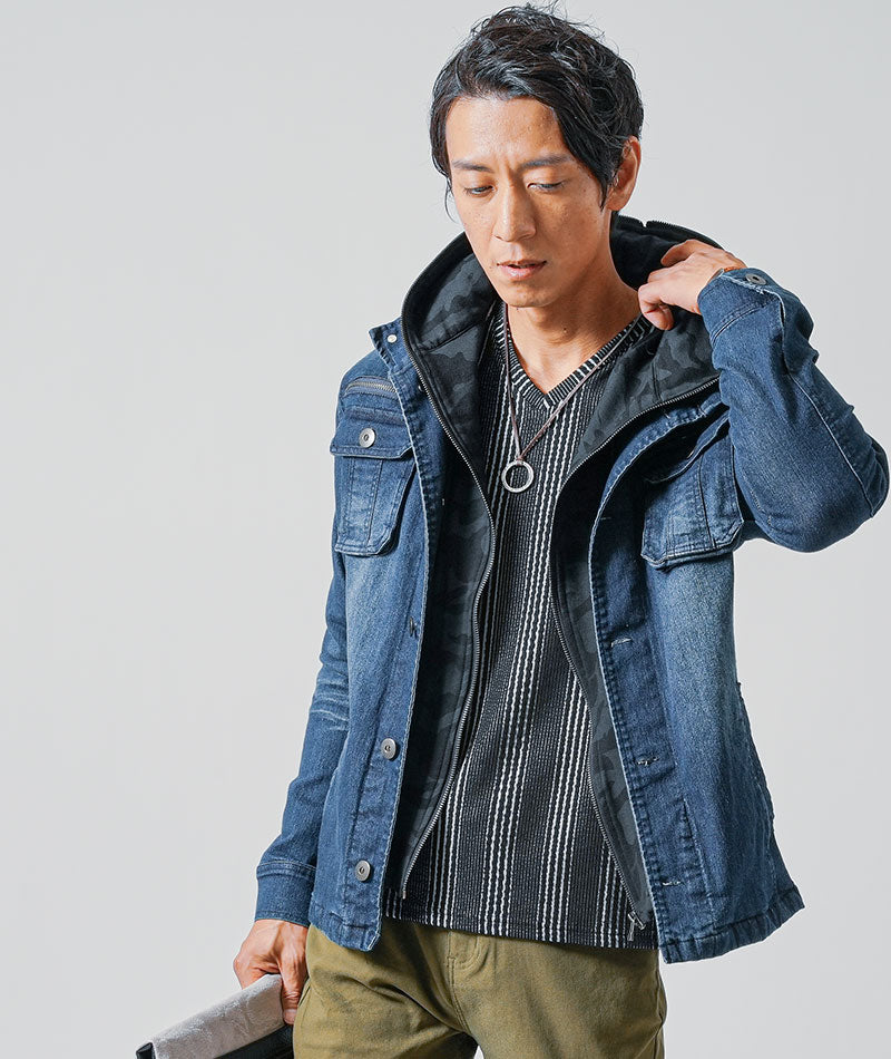 30代メンズ3点コーデセット　インディゴ長袖デニムジャケット×黒長袖Tシャツ×カーキブーツカットチノパンツ