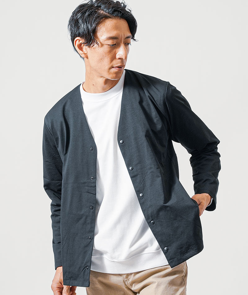 30代メンズ3点コーデセット　黒長袖ノーカラージャケット×白長袖Tシャツ×ベージュスリムチノパンツ