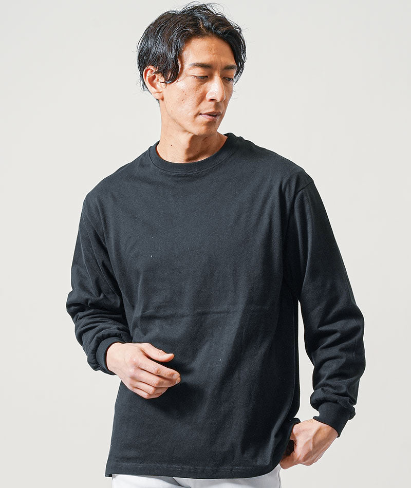 30代メンズ3点コーデセット　ベージュ長袖カーディガン×黒長袖Tシャツ×白スキニーテーパードチノパンツ