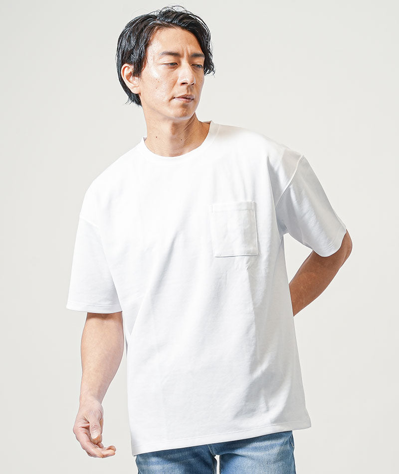 30代メンズ夏の3点コーデセット　白半袖無地Tシャツ×白半袖デザインTシャツ×ブリーチアンクルデニムパンツ