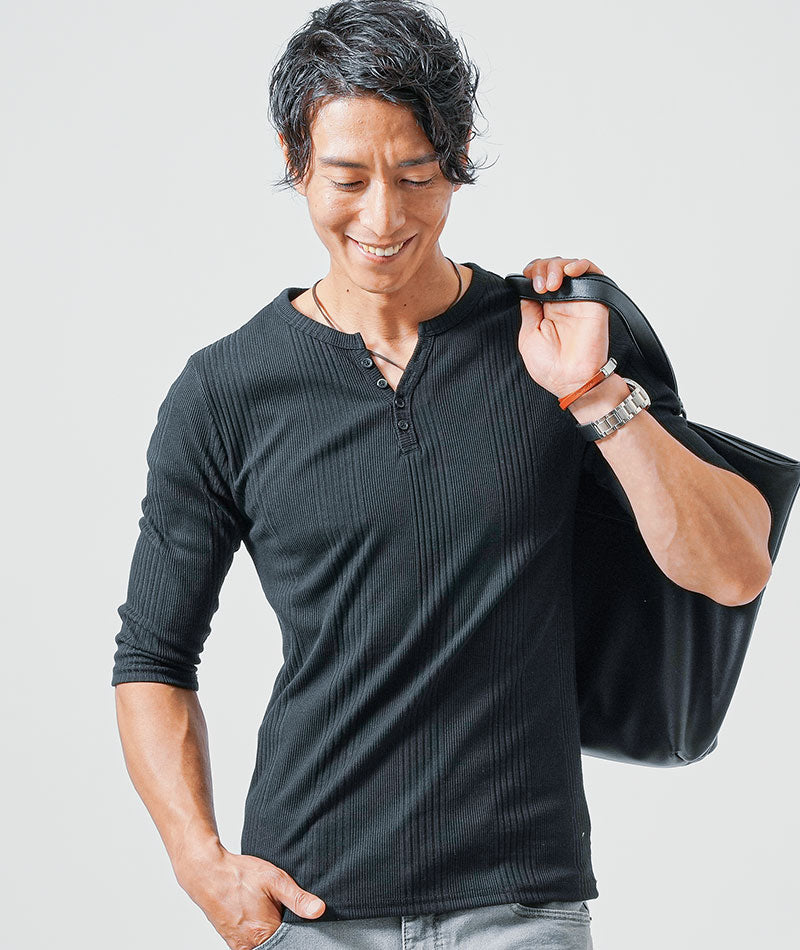 40代メンズ3点コーデセット　ネイビー7分袖テーラードジャケット×黒7分袖Tシャツ×グレーアンクルパンツ