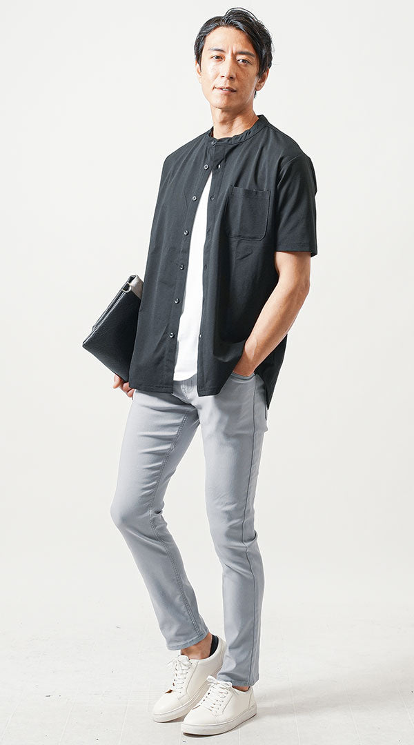 ちょいワル・イケオジメンズ3点コーデセット　黒半袖バンドカラーシャツ×白半袖Tシャツ×グレースリムチノパンツ