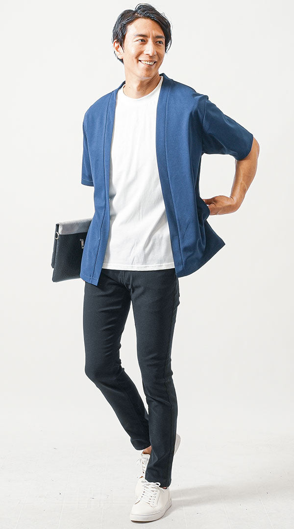30代メンズ3点コーデセット　ブルー5分袖カーディガン×白半袖Tシャツ×黒ストレッチチノパンツ