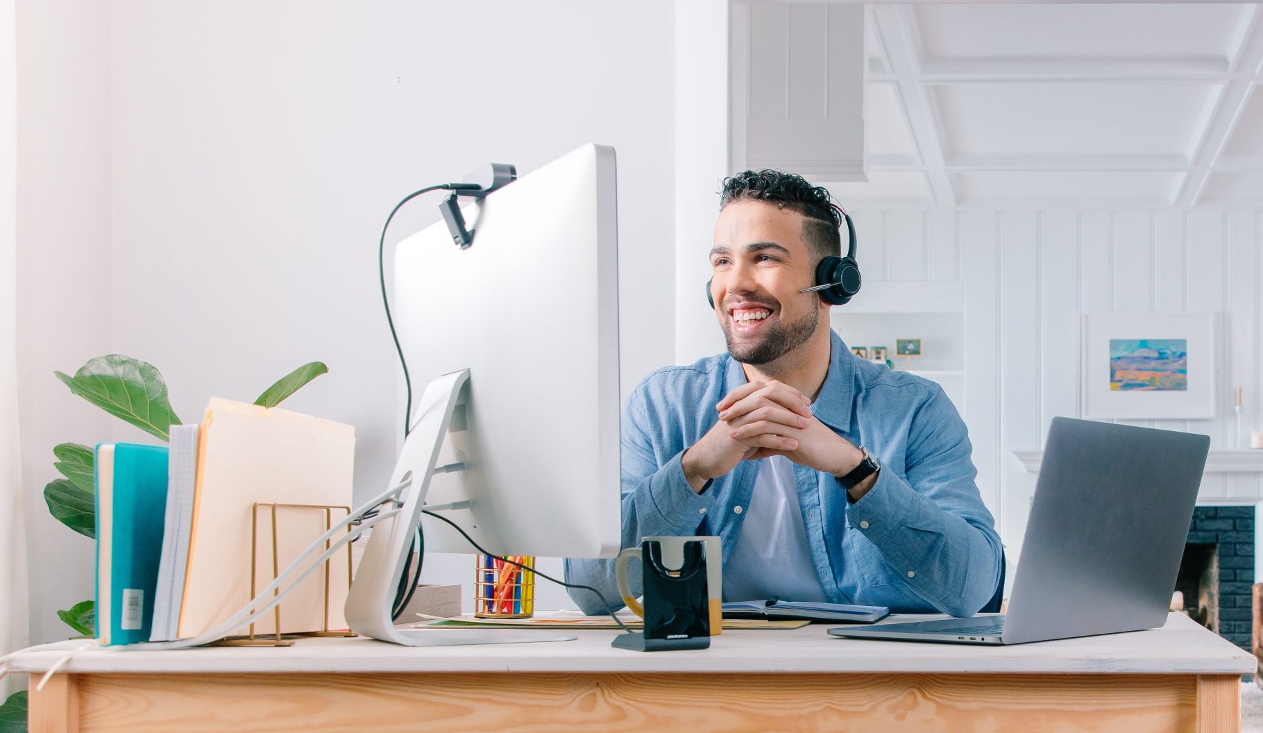 WIRELESS AND WIRED HEADSETS FOR BUSINESS | SourceIT