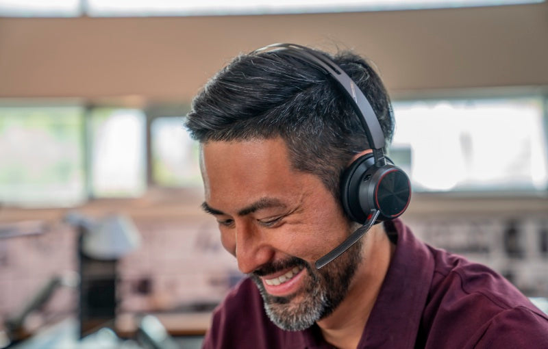 Poly/Plantronics Voyager Focus 2 UC/MS රැහැන් රහිත හෙඩ්සෙට් | SourceIT