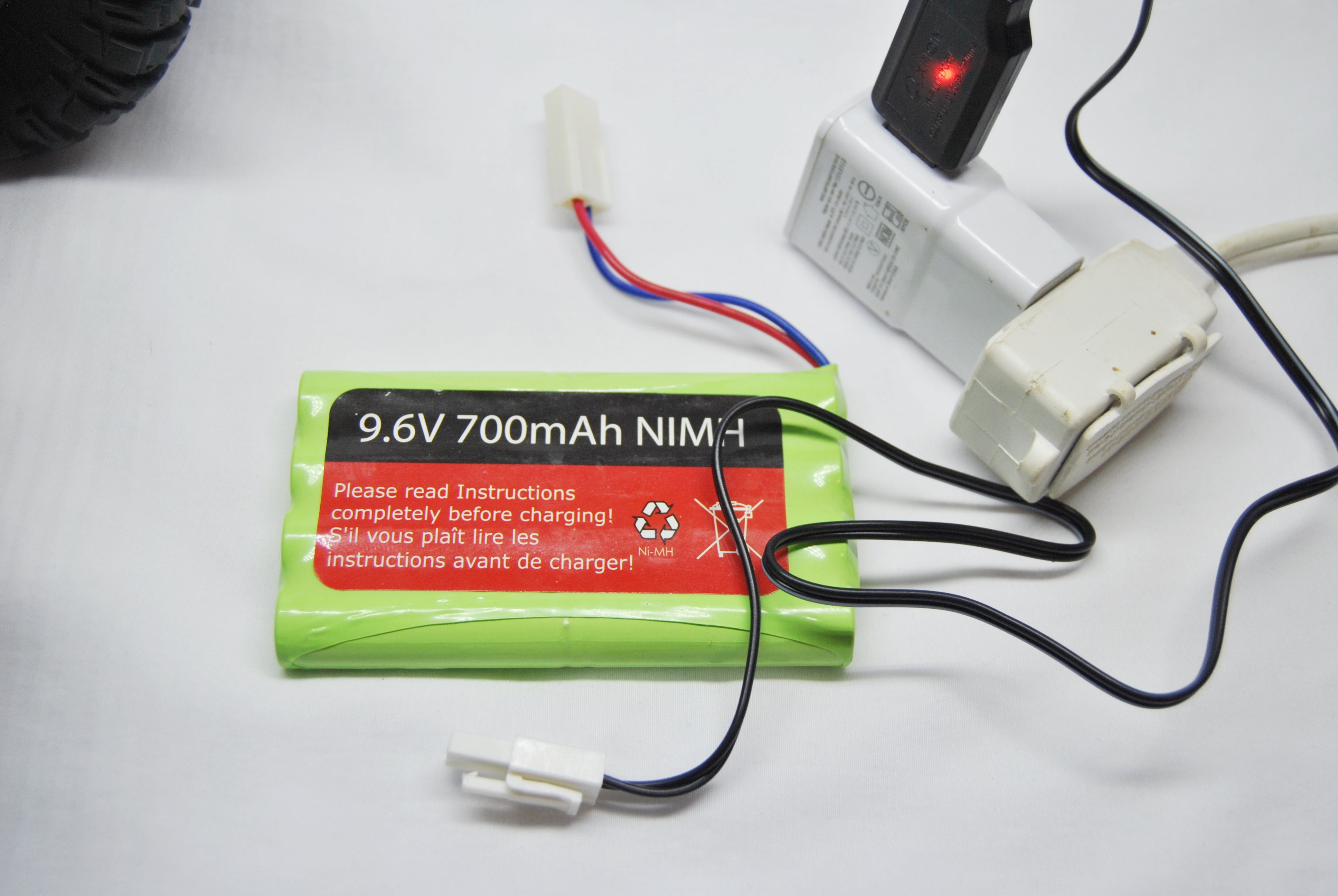 285-400230 BIG TOM - Battery 9.6V 700mAh NIMH