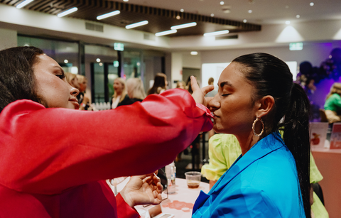 Sophie McDermott doing makeup on Shania Kava