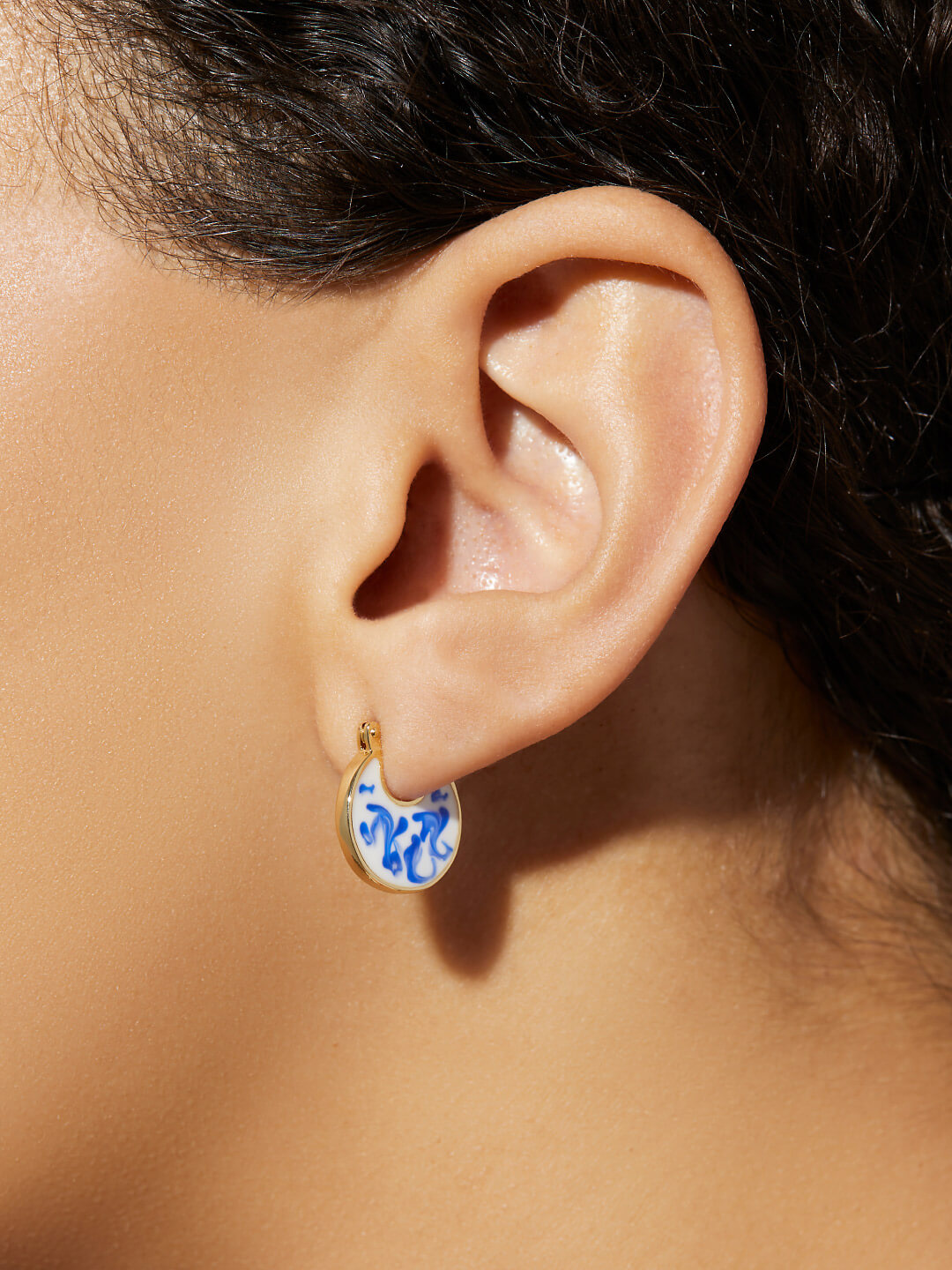 Boucles d'oreilles en émail - Mini Hana Marble Blue | Ana Luisa Jewelry