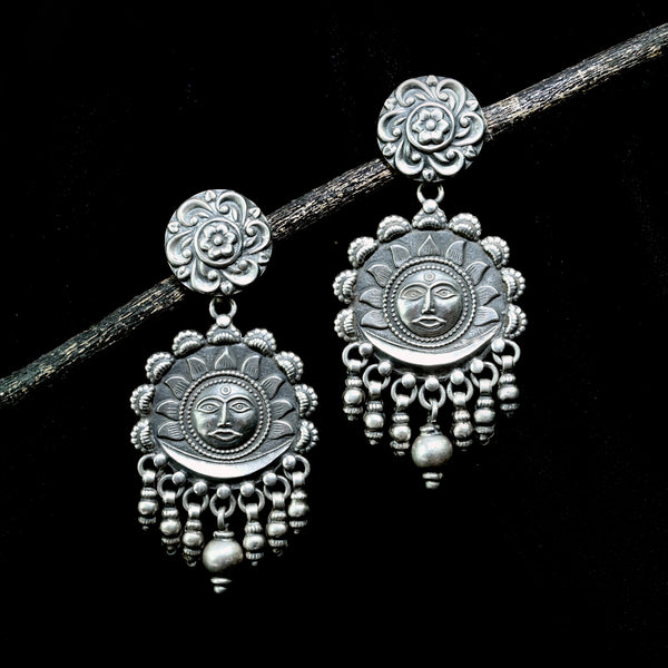 Buy Karatcart Metal Tribal Collection Traditional Indian Antique Oxidised  Silver Stylish Afghan Jhumka Jhumki Earrings For Women Online at Best  Prices in India - JioMart.