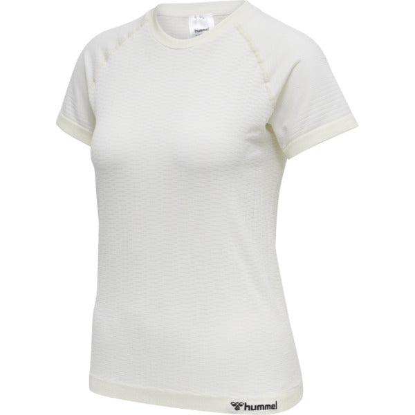 Brug Hummel LUNA Seamless T-shirt  -  Marshmallow til en forbedret oplevelse