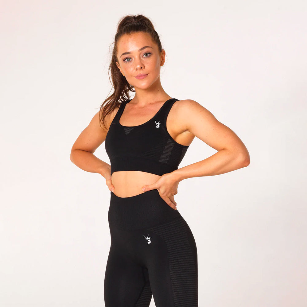 Se V3 Apparel Elevate Seamless Sports Bra - Black hos Muscle House