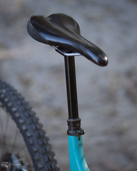 OneUp EDC Lite, una multiherramienta de 9 funciones para instalar en el  tubo de dirección de la bici