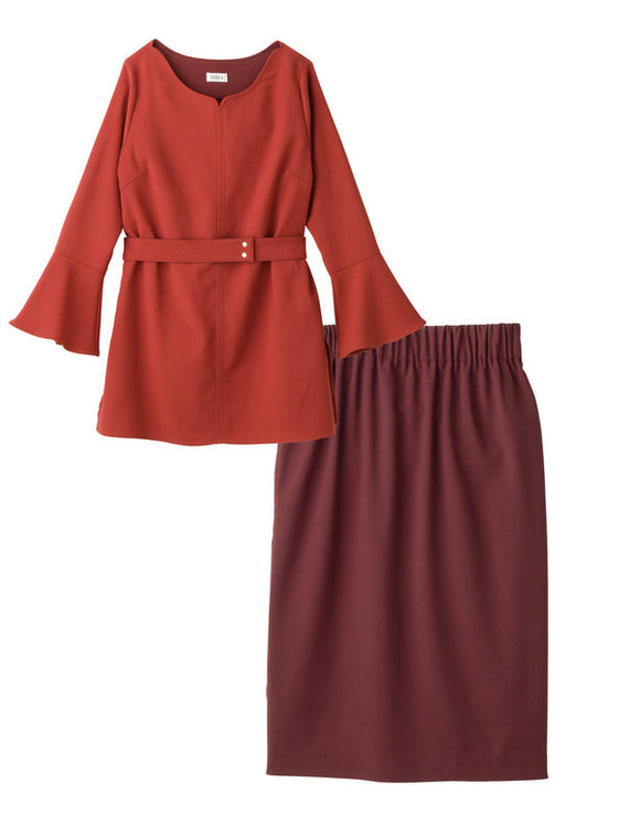 50代の同窓会でおすすめの服装はNorthmallのフレアースリーブ配色セットアップ