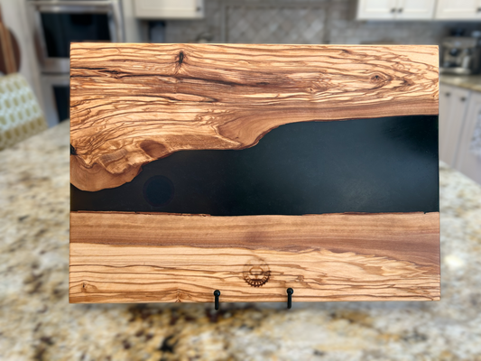 Large Live Edge Italian Olive Wood Charcuterie / Cutting Board – Chipdog  Woodworking