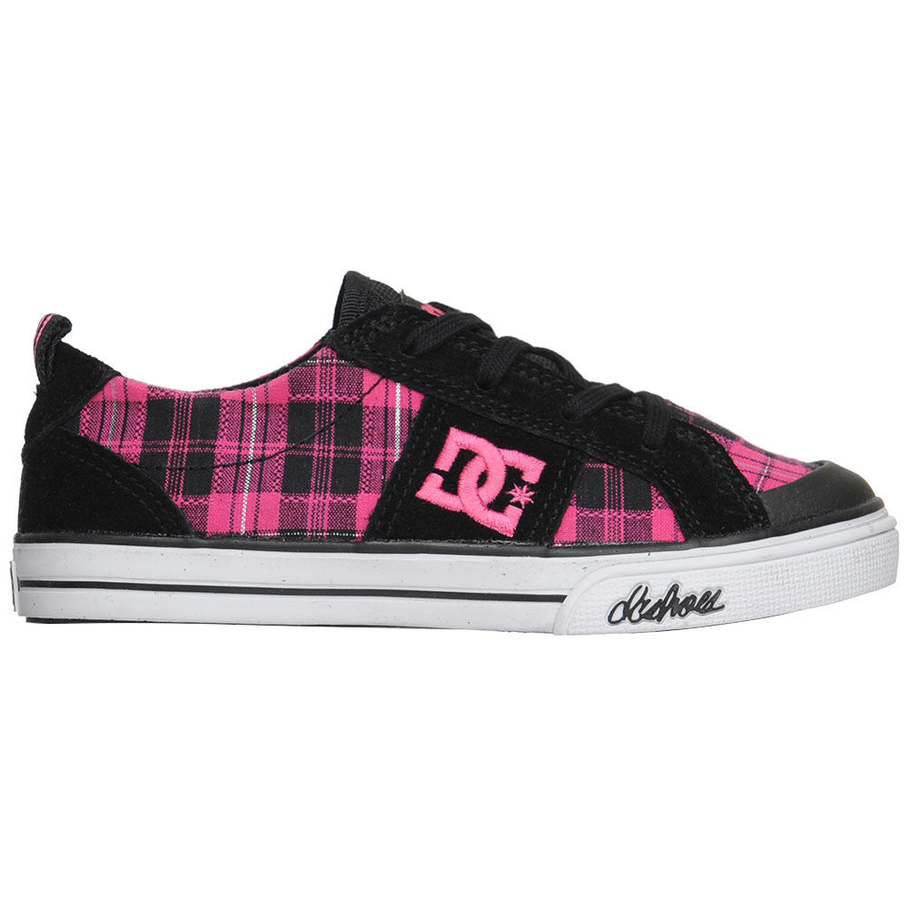 black and pink skate shoes